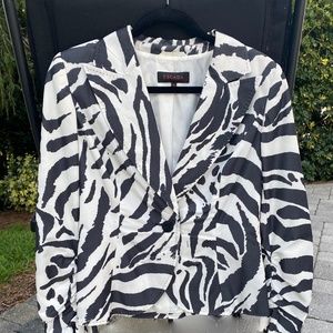 ESCADA B&W Animal Print Jacket size 10 (40)